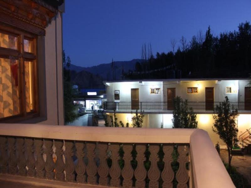 Hotel Lonchay Residency Leh Kültér fotó